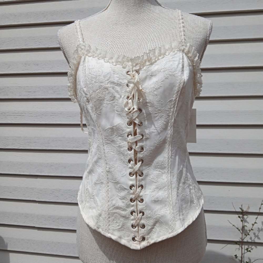 Vintage, NWT Flawed, Ivory Corset, Comfortable, Medium.